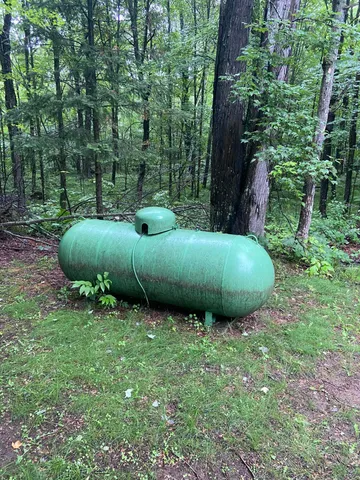 $210,000 | W13924 Lewis Lane, Silver Cliff, WI 54104