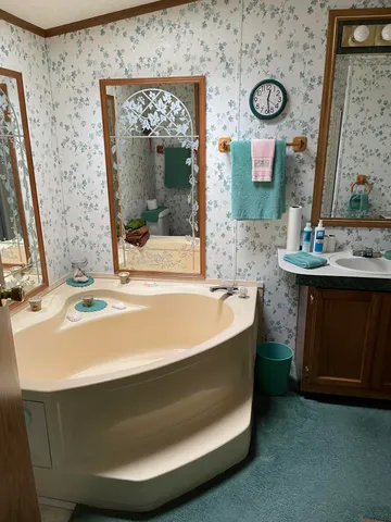 $210,000 | W13924 Lewis Lane, Silver Cliff, WI 54104