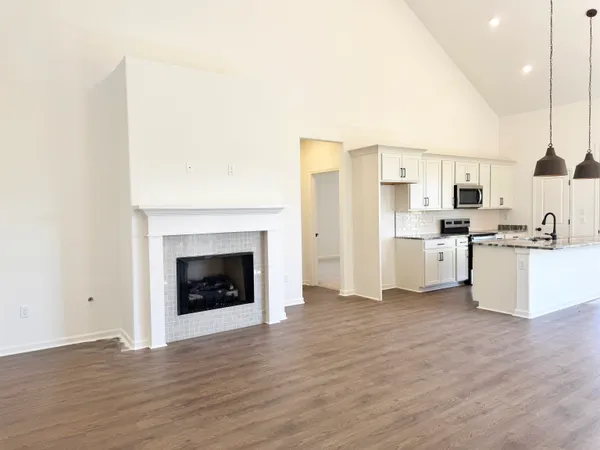 $399,900 | 360 St Andrews Drive, Oakland, TN 38060