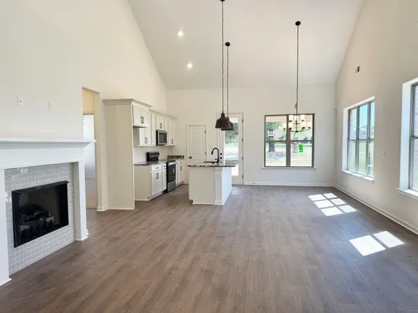 $399,900 | 360 St Andrews Drive, Oakland, TN 38060