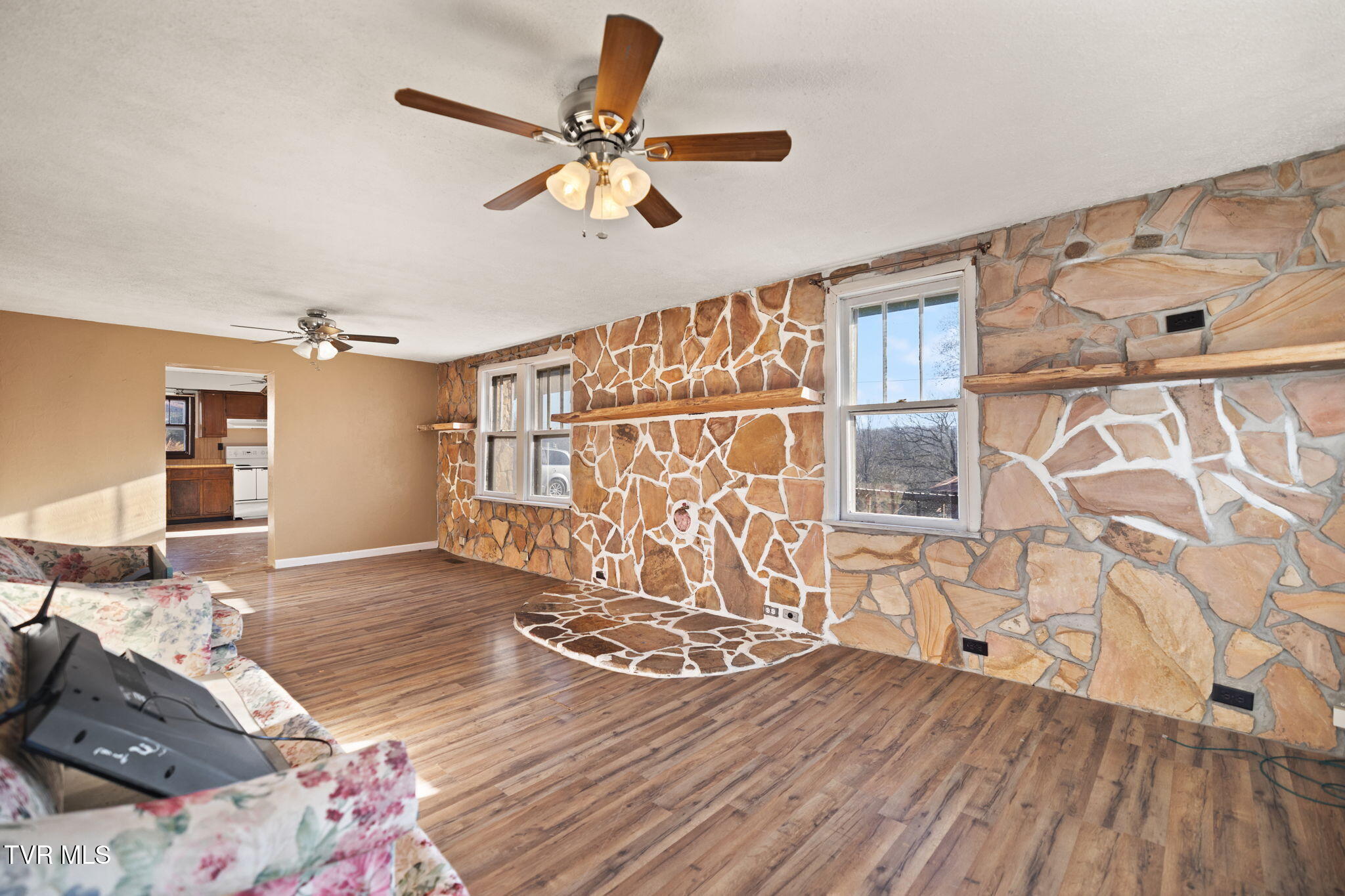 249 Childs Lane La Follette, TN 37766 - Photo 6 of 50 6