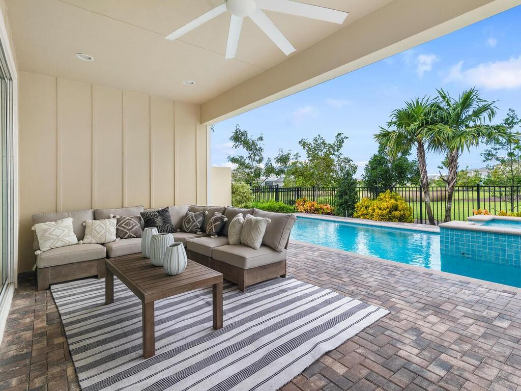 19223 Rolling Acrs Road Loxahatchee, FL 33470 - Photo 31 of 74 Photo 32