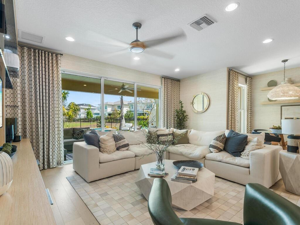 19223 Rolling Acrs Road Loxahatchee, FL 33470 - Photo 4 of 74 Photo 4