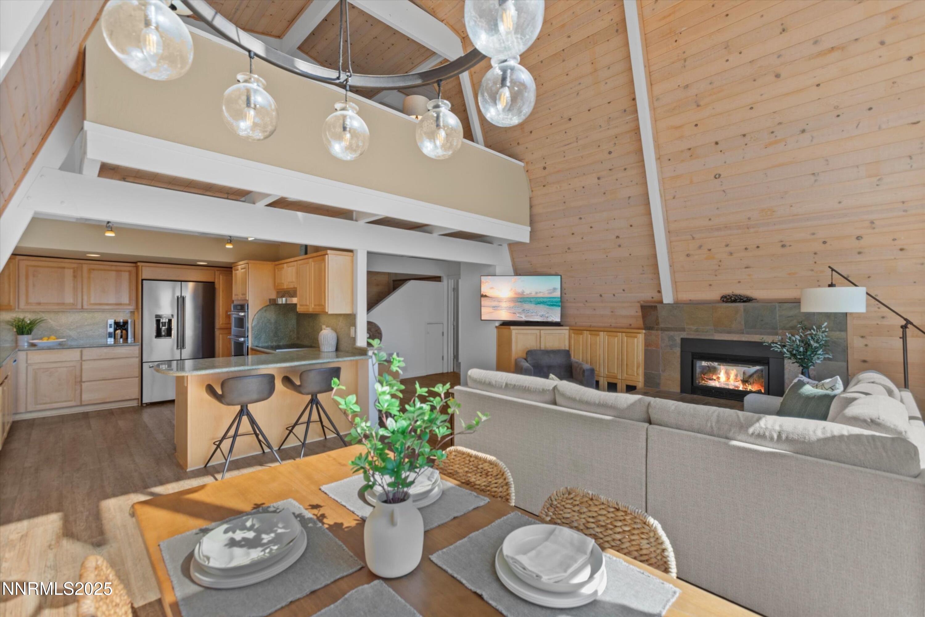 456 Jill Court Incline Village, NV 89451 - Photo 6 of 38 a living room with furniture and a potted plant