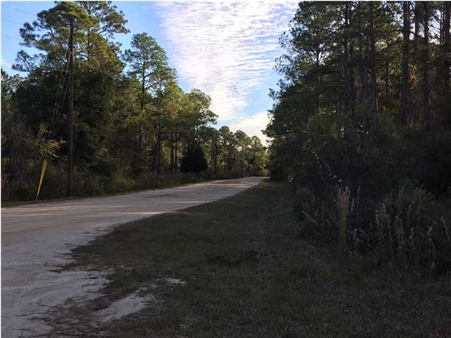 526 Mill Road Carrabelle, FL 32322 - Photo 3 of 9