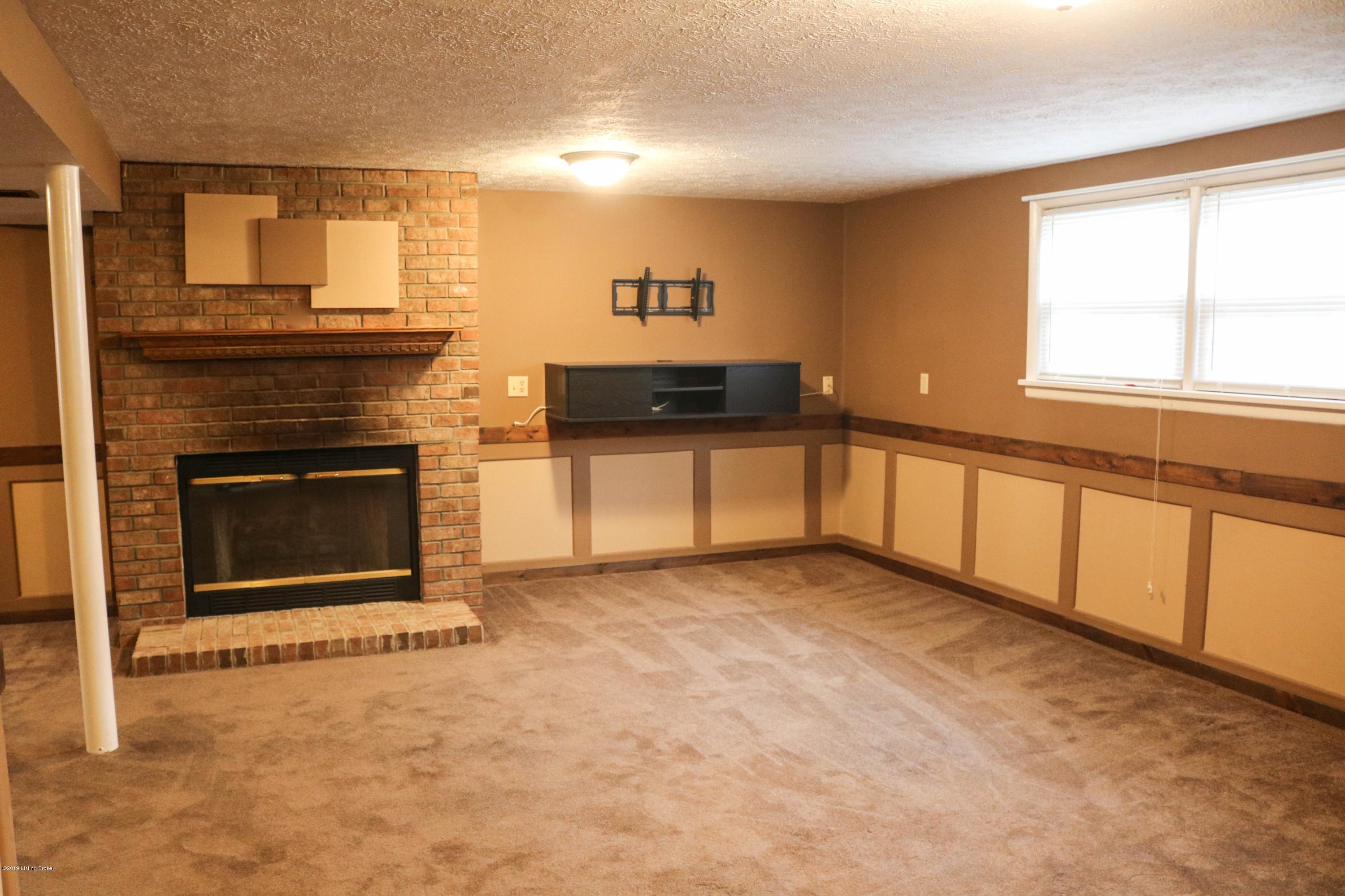 5300 Rayburn Road Louisville, KY 40272 - Photo 49 of 99 49