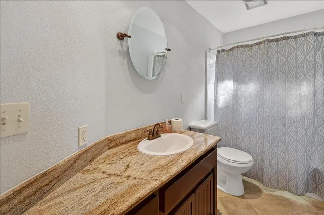 $495,000 | 1881 East Frederick Avenue, Fresno, CA 93720