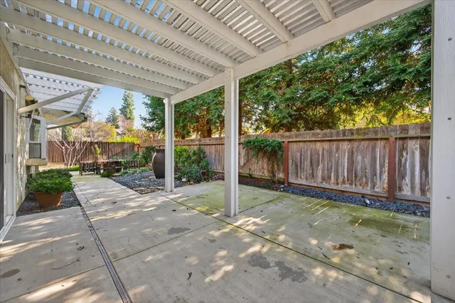 $495,000 | 1881 East Frederick Avenue, Fresno, CA 93720