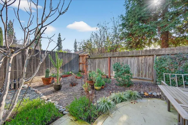 $495,000 | 1881 East Frederick Avenue, Fresno, CA 93720