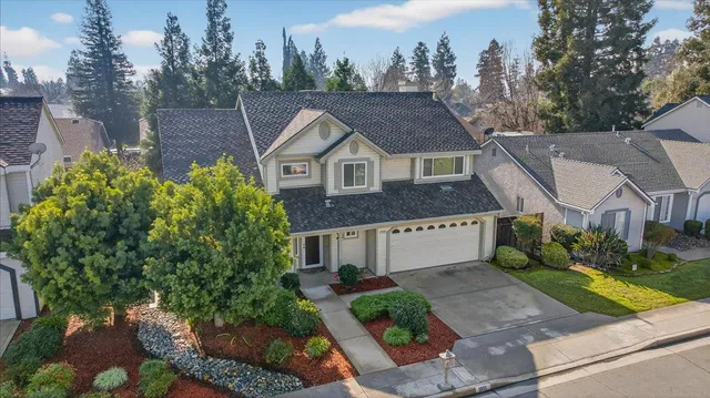 $495,000 | 1881 East Frederick Avenue, Fresno, CA 93720