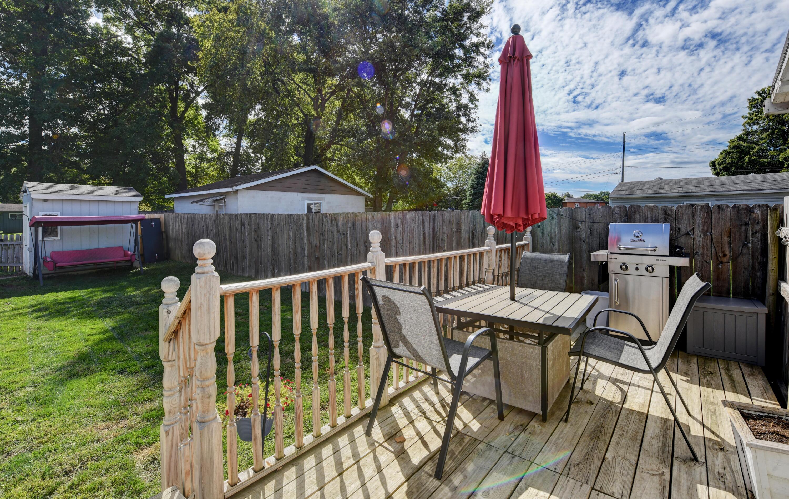 141 Riley Street Newark, OH 43055 - Photo 20 of 25 Deck