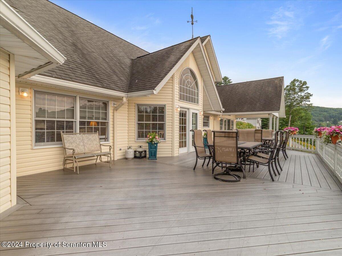 218 Point Road Lake Winola, PA 18419 - Photo 14 of 65 55-132A1425