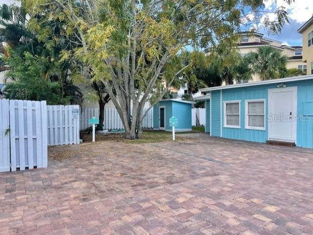 430 Canal Road, Unit 11 Sarasota, FL 34242 - Photo 1 of 1 Gallery Image 1