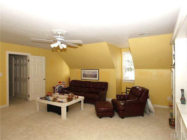 2613 Ridgewell Court Raleigh, NC 27613 - Photo 22 of 24 Photo 22