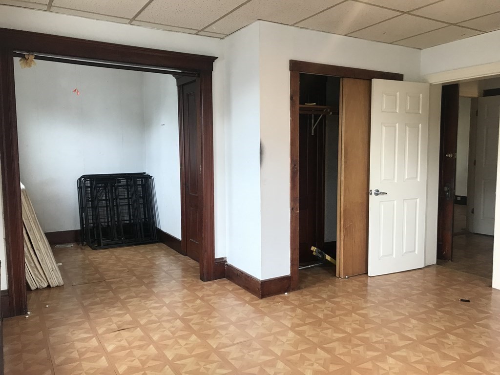 8 Lowell Street Worcester, MA 01603 - Photo 30 of 42