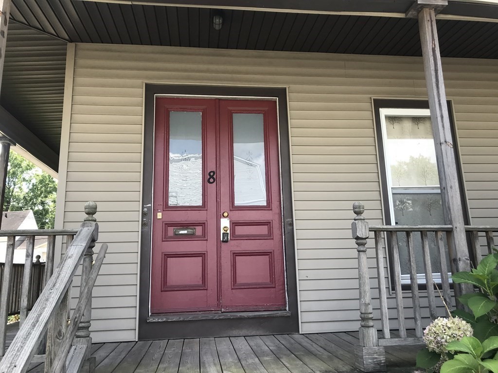 8 Lowell Street Worcester, MA 01603 - Photo 3 of 42