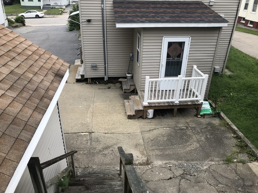 8 Lowell Street Worcester, MA 01603 - Photo 40 of 42