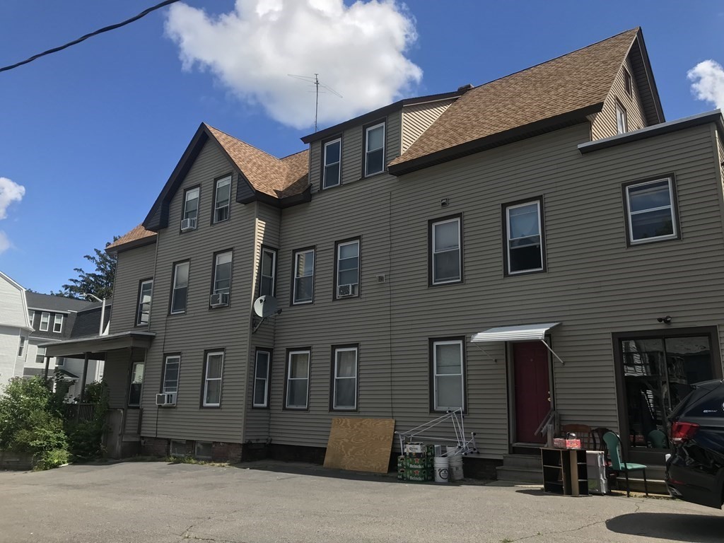 8 Lowell Street Worcester, MA 01603 - Photo 4 of 42