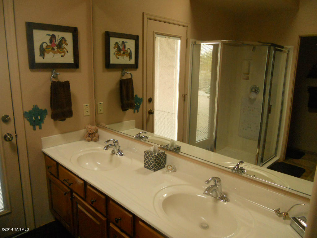 4430 West Crestview Road Tucson, AZ 85745 - Photo 14 of 42 Gallery Image 14
