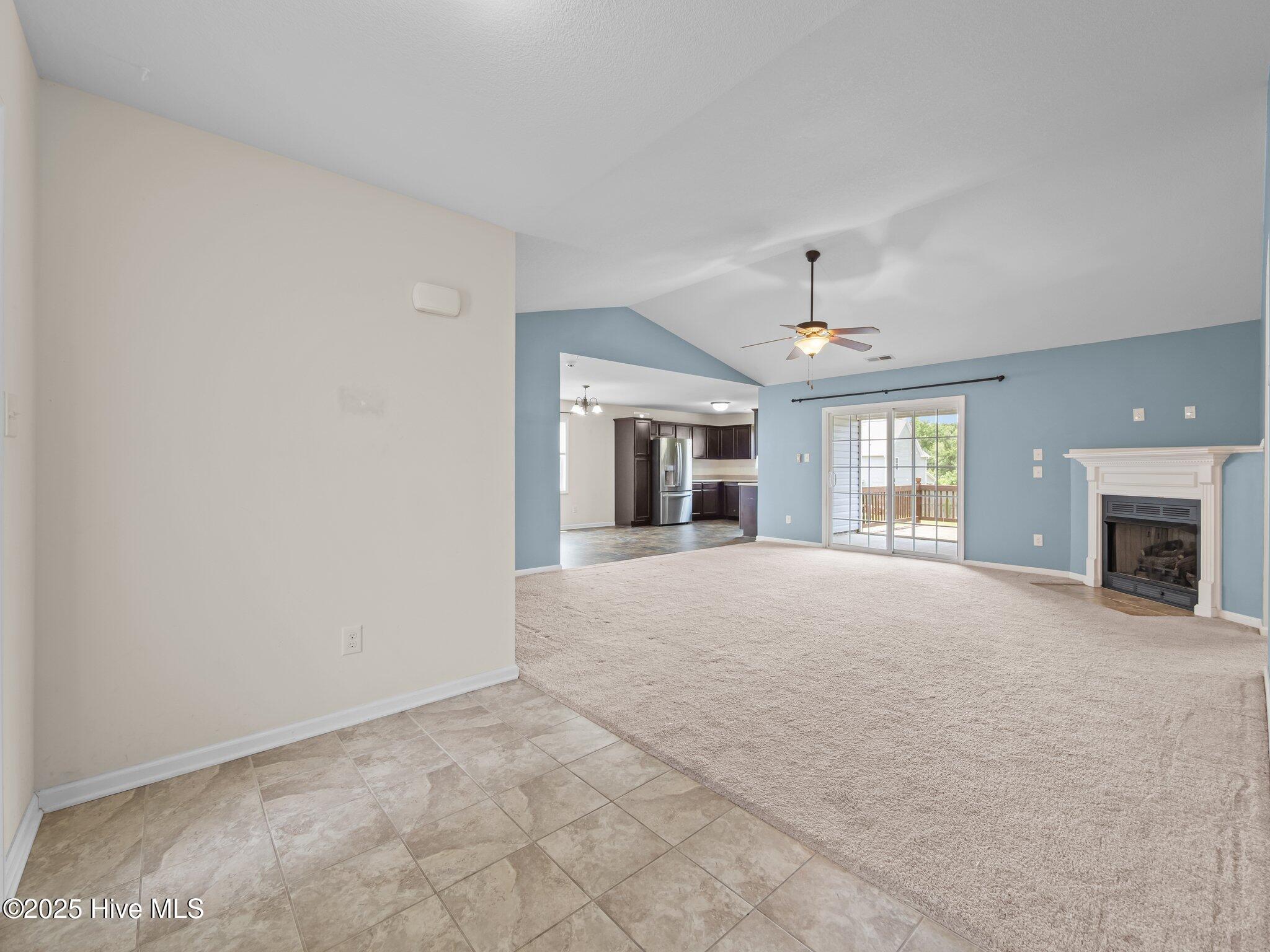308 Springcreek Court Hubert, NC 28539 - Photo 5 of 50 Living Room