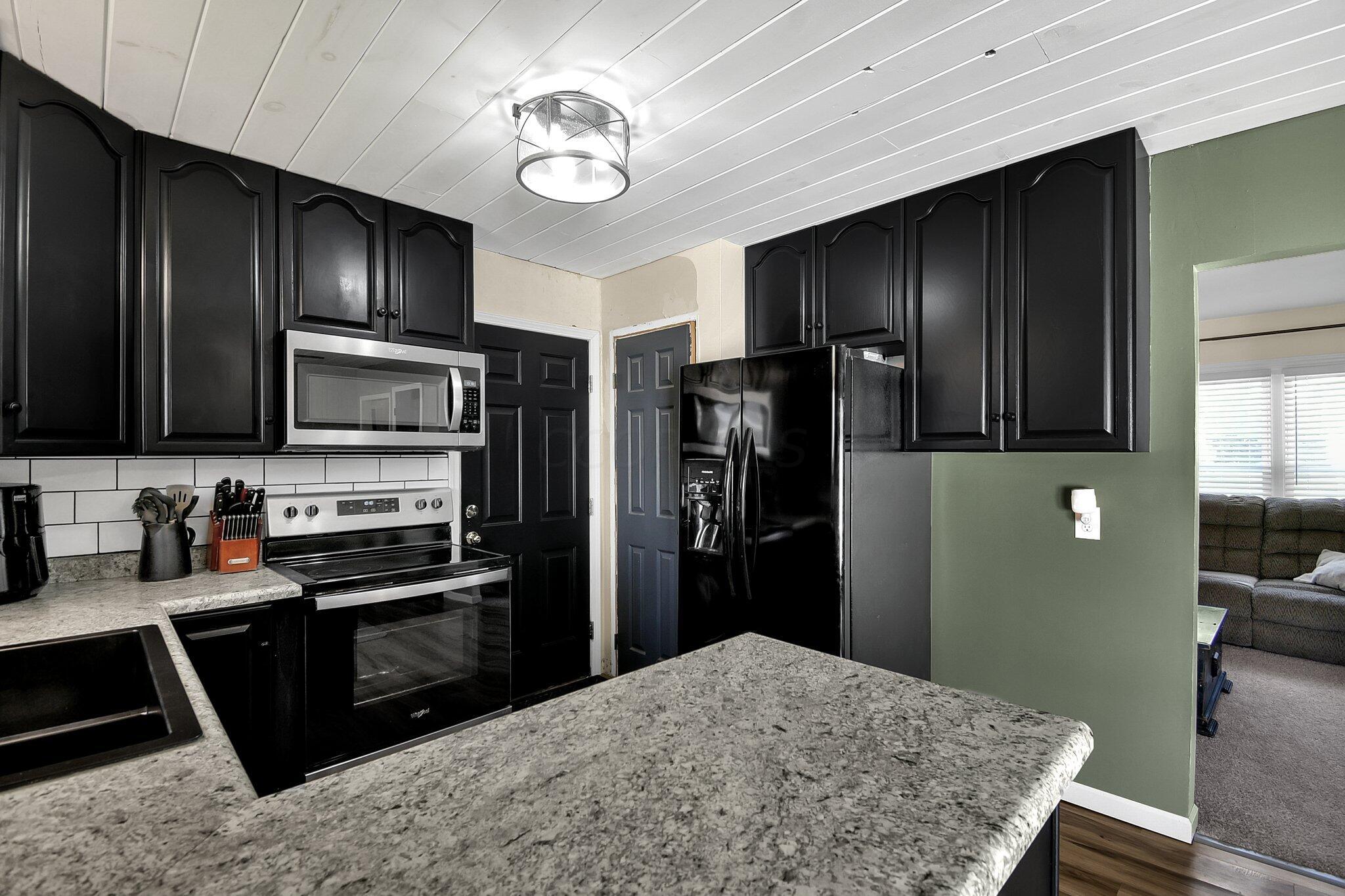 418 Chatham Road Circleville, OH 43113 - Photo 6 of 21 7-web-or-mls-418-chatham-rd