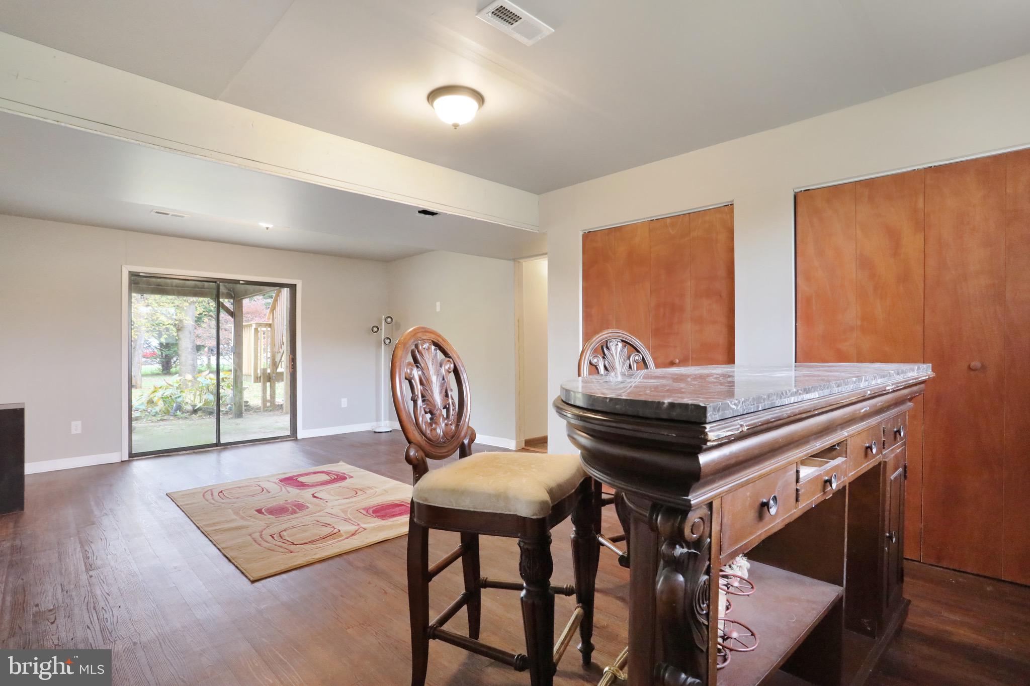 3036 Vineyard Road Falling Waters, WV 25419 - Photo 14 of 32 Gallery Image 14