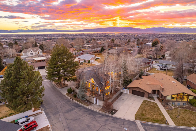 3250 Mohawk Lane Provo, UT 84604 - Photo 4 of 92