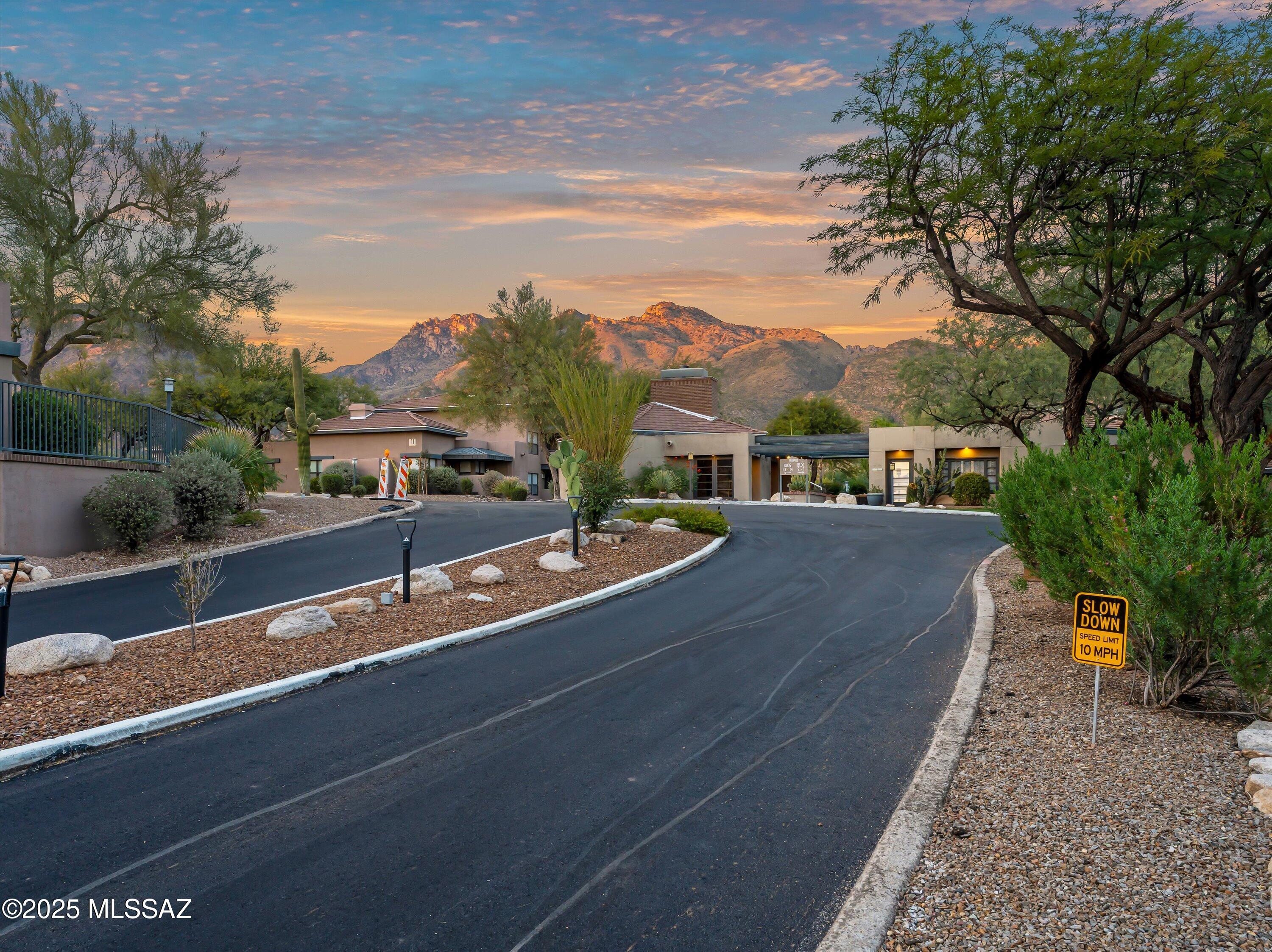 5800 North Kolb Road, Unit 1104 Tucson, AZ 85750 - Photo 31 of 44 5800 N Kolb Lane 1104