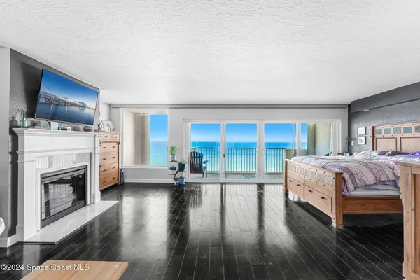 $695,000 | 2207 Atlantic Street, Unit 825, Melbourne Beach, FL 32951