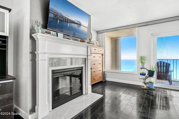 $695,000 | 2207 Atlantic Street, Unit 825, Melbourne Beach, FL 32951