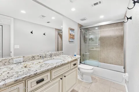 $785,000 | 2207 Atlantic Street, Unit 825, Melbourne Beach, FL 32951