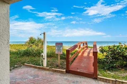 $785,000 | 2207 Atlantic Street, Unit 825, Melbourne Beach, FL 32951