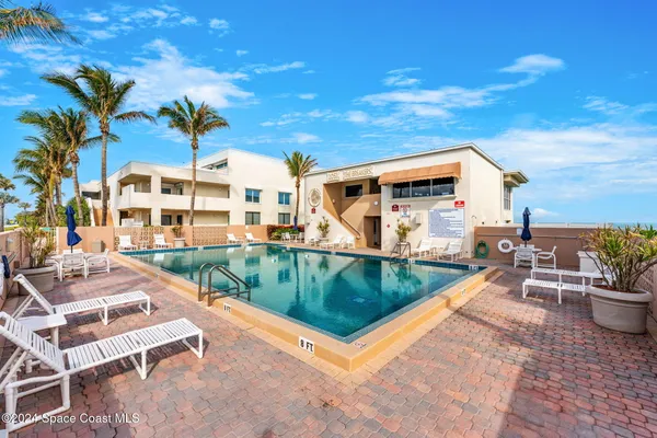 $695,000 | 2207 Atlantic Street, Unit 825, Melbourne Beach, FL 32951