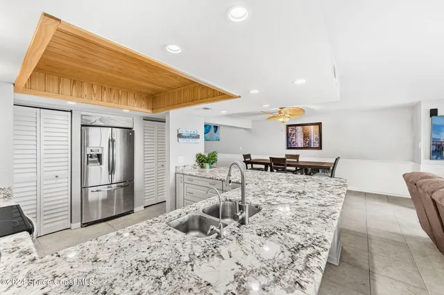$785,000 | 2207 Atlantic Street, Unit 825, Melbourne Beach, FL 32951