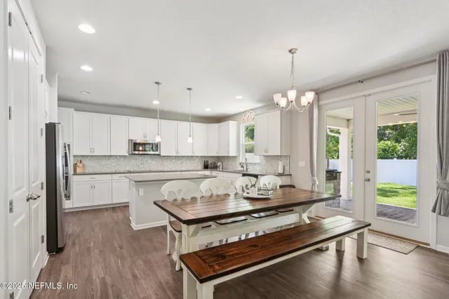 $674,000 | 1919 Silo Oaks Place, Middleburg, FL 32068