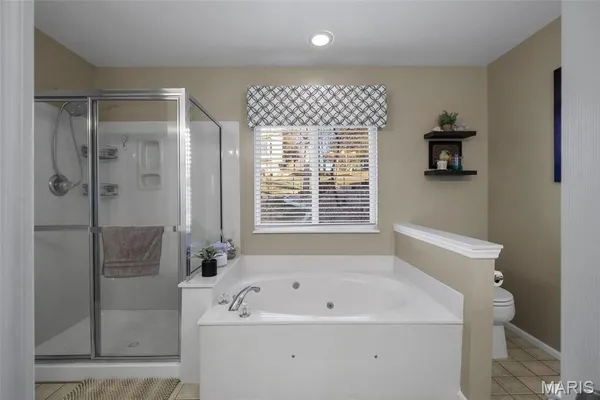 $455,000 | 1375 Mosswoods Drive, Fenton, MO 63026