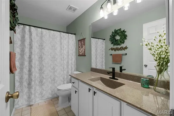 $455,000 | 1375 Mosswoods Drive, Fenton, MO 63026