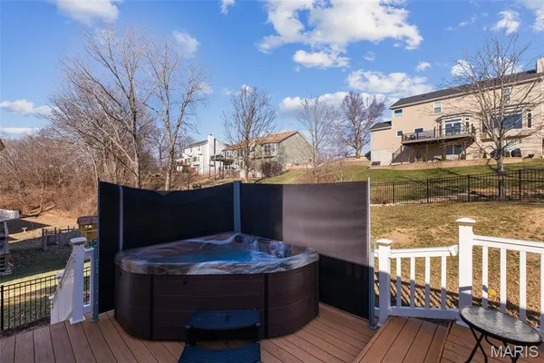 $455,000 | 1375 Mosswoods Drive, Fenton, MO 63026