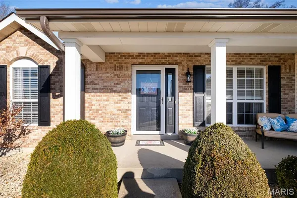$455,000 | 1375 Mosswoods Drive, Fenton, MO 63026