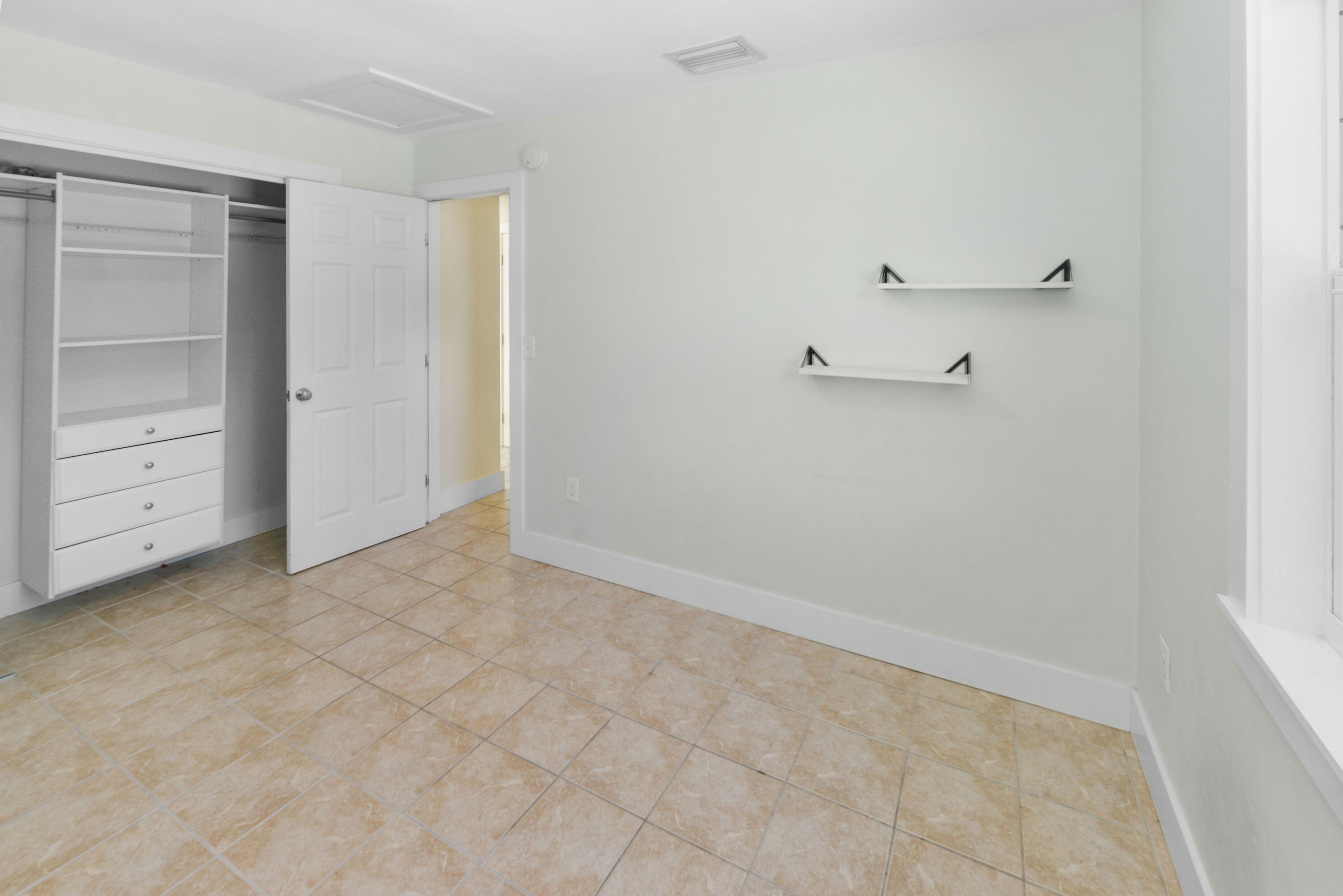 30868 Malaga Lane Big Pine Key, FL 33043 - Photo 25 of 34 a view of an empty room