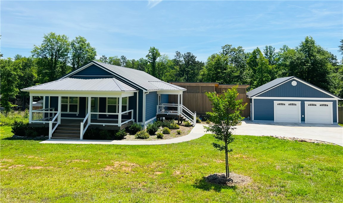 1122 Midway Road Pickens, SC 29671 - Photo 3 of 41