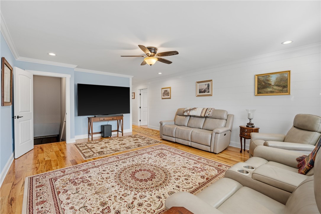 1122 Midway Road Pickens, SC 29671 - Photo 7 of 41