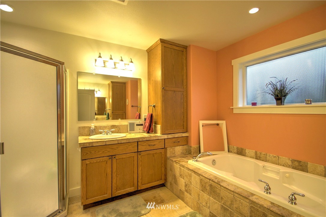 13291 Signe Road Mount Vernon, WA 98273 - Photo 11 of 25 Gallery Image 11