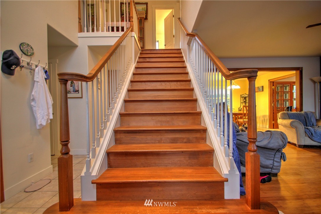 13291 Signe Road Mount Vernon, WA 98273 - Photo 4 of 25 Gallery Image 4