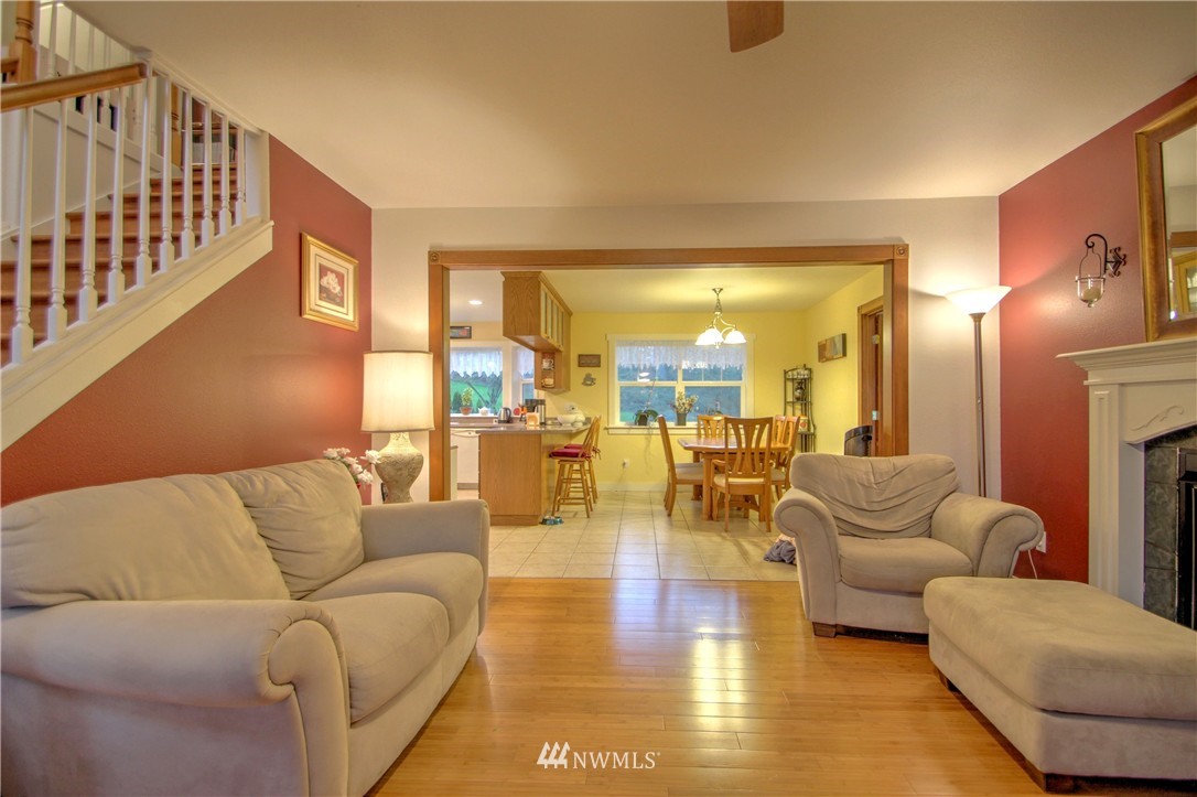 13291 Signe Road Mount Vernon, WA 98273 - Photo 6 of 25 Gallery Image 6