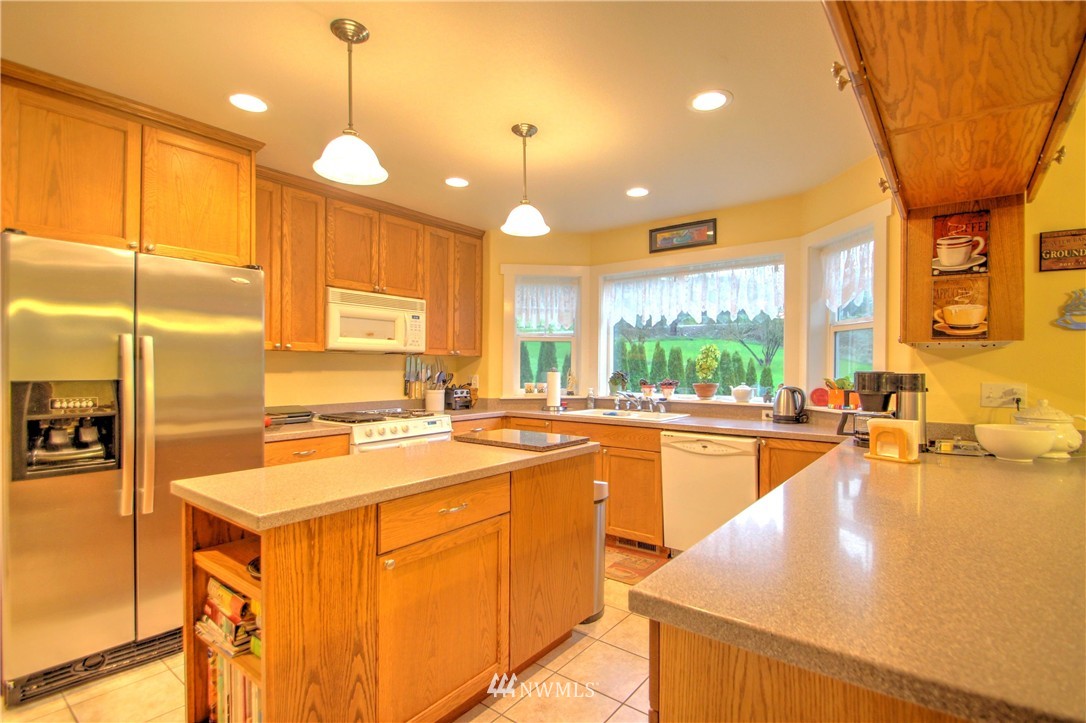 13291 Signe Road Mount Vernon, WA 98273 - Photo 8 of 25 Gallery Image 8