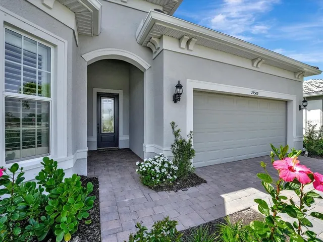 $739,900 | 25509 Royal Tern Lane, Englewood, FL 34223