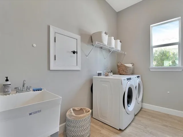 $739,900 | 25509 Royal Tern Lane, Englewood, FL 34223