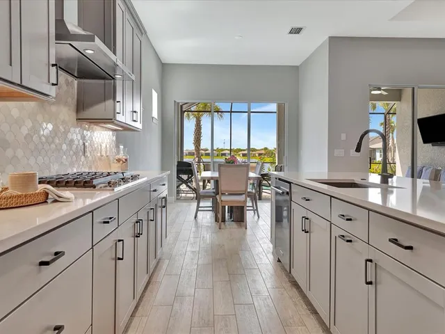 $739,900 | 25509 Royal Tern Lane, Englewood, FL 34223