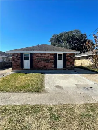 $1,500 | 916 Gaudet Drive, Marrero, LA 70072